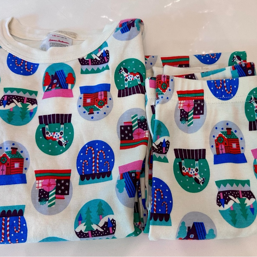 Hanna Andersson Holiday‎ Pajamas Snow Globe Print Kids US 10 NWOT